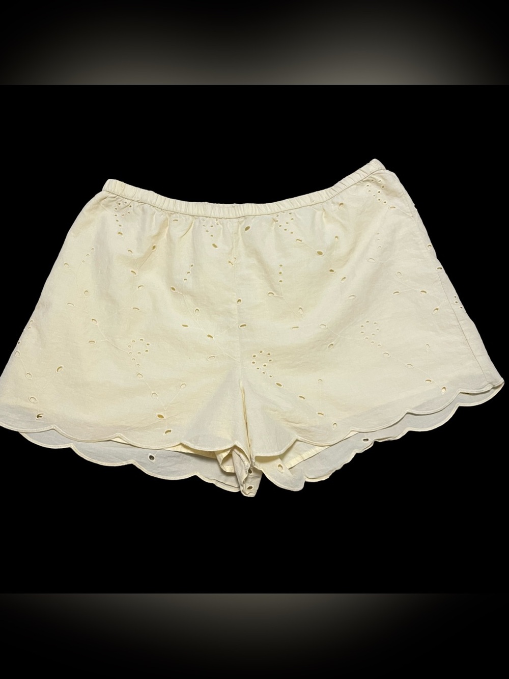 Butter Yellow Cotton Eyelet Scallop Hem Shorts